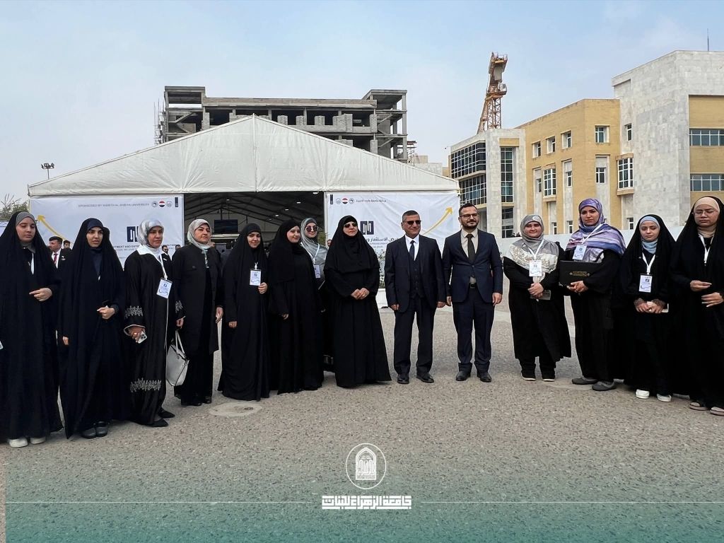 طالبة من كلية التربية تشارك في معرض الاستثمار وريادة الأعمال الثاني