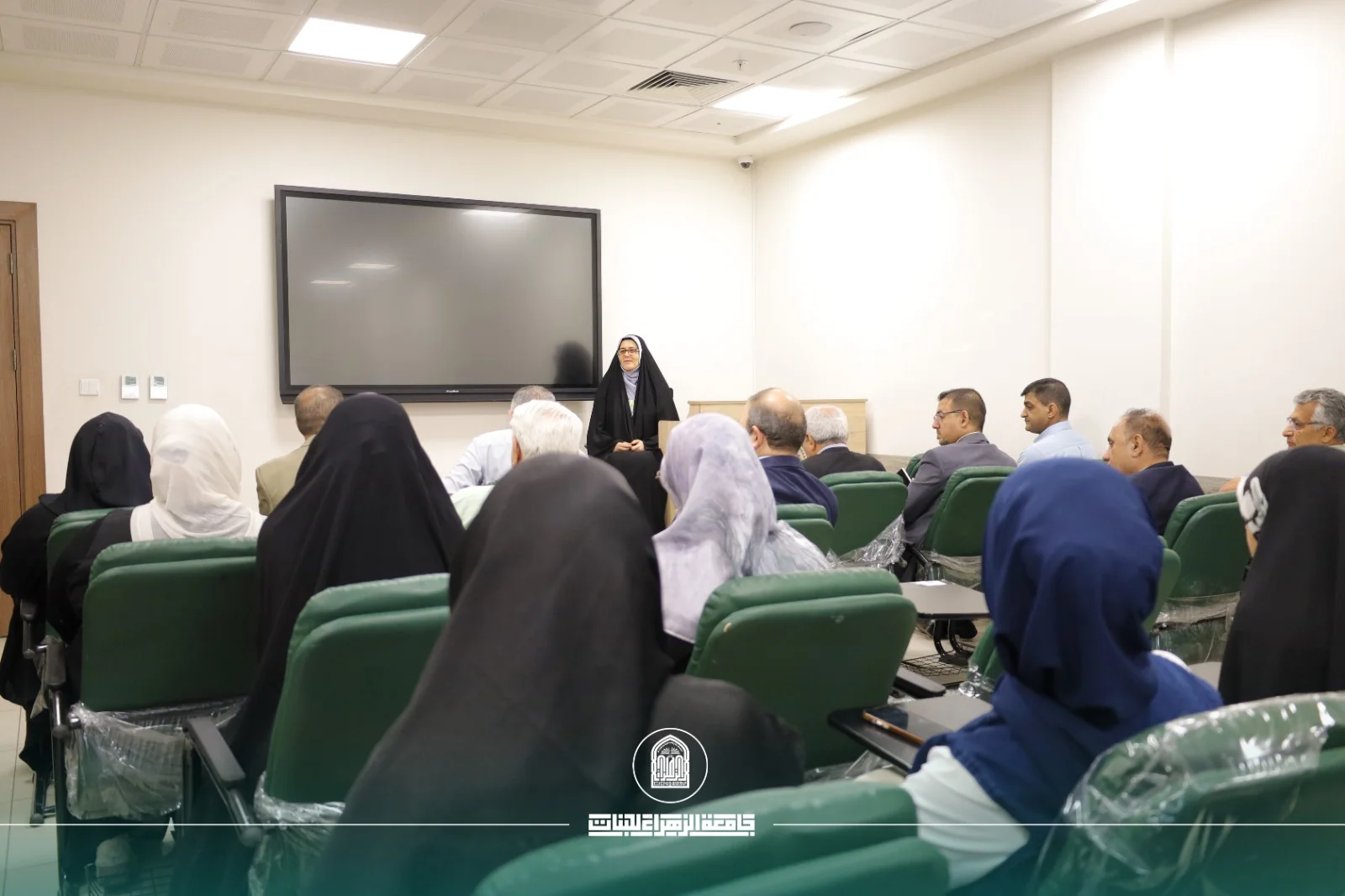 College of Education Dean Meets with Academic and Administrative Staff in Preparation for New Academic Year
