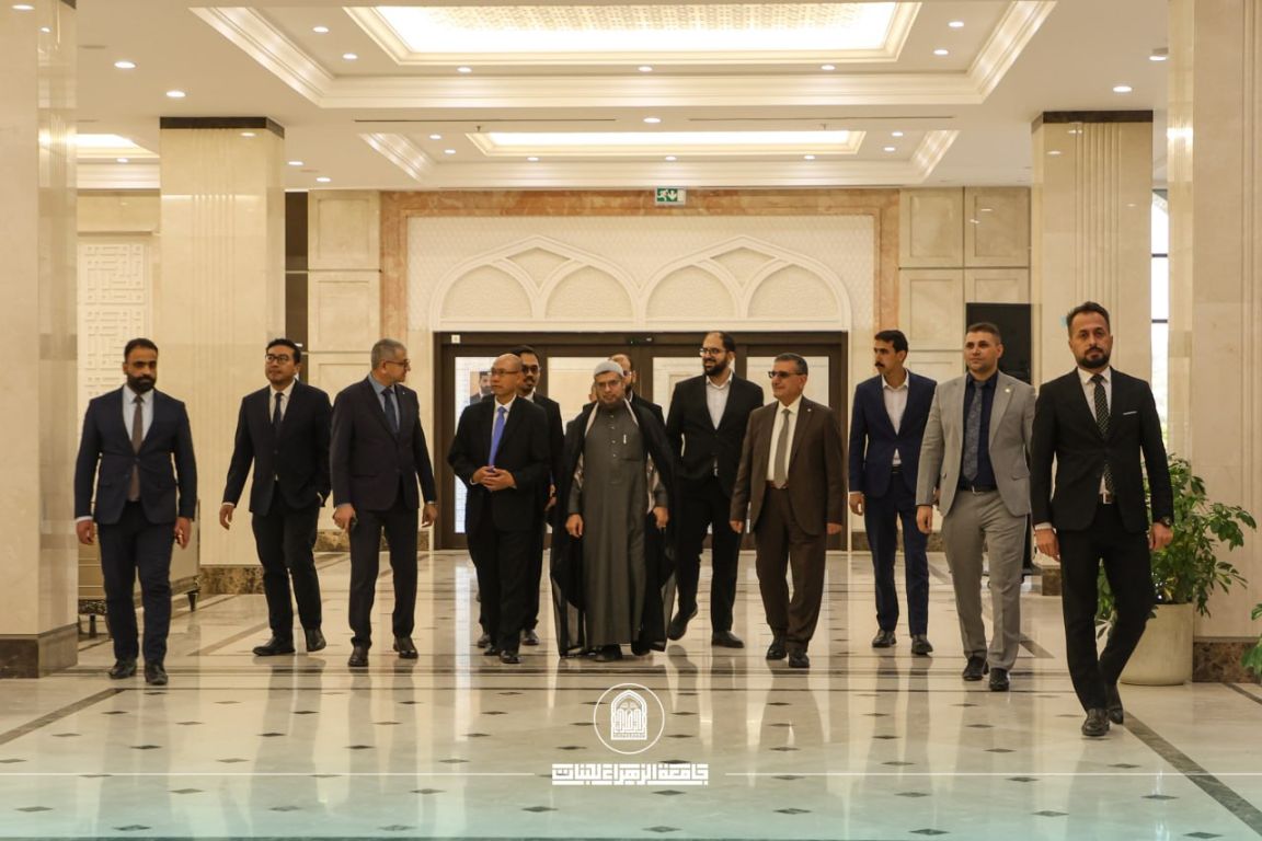 السفير الإندونيسي في زيارة رسمية إلى جامعة الزهراء (ع) ويشيد بالإنجازات العلمية