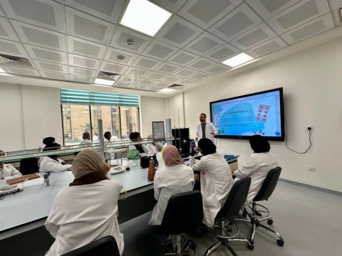 بداية الفصل الدراسي الثاني في كلية الصيدلة – جامعة الزهراء (عليها السلام)