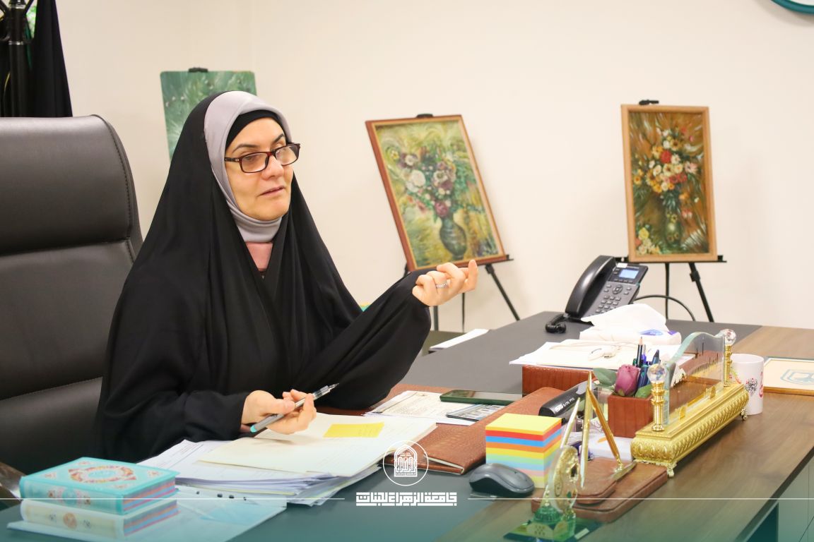 عميدة كلية التربية تعقد اجتماعًا مع رؤساء الأقسام لمناقشة متطلبات الاعتماد البرامجي الوطني