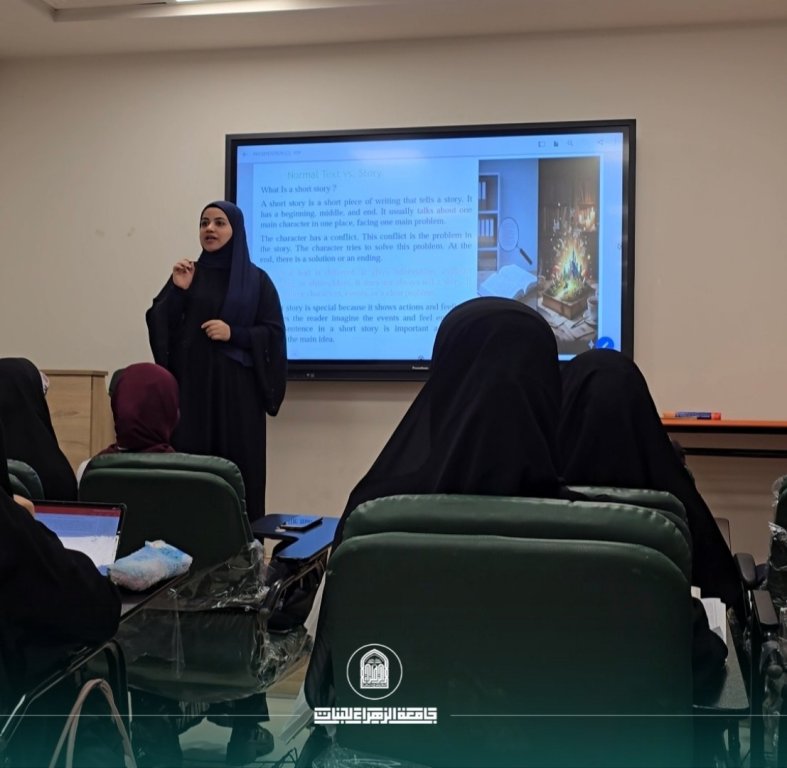 Department of English Holds Training Course on Turning Ideas into Short Stories
