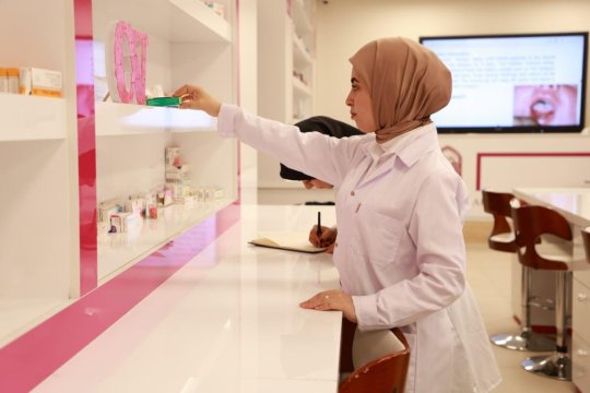 القاعات الدراسية والمختبرات