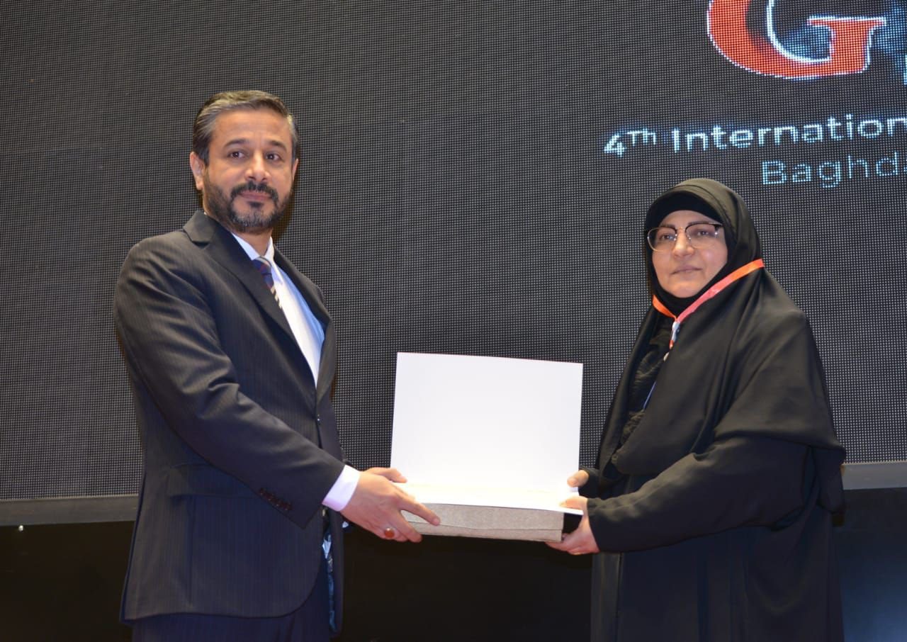 In honor of its role in supporting research aspects, the representative of the Prime Minister, Minister of Higher Education and National Security Adviser honor Al-Zahra University, within the activities of the Fourth International Conference on Geographical Systems