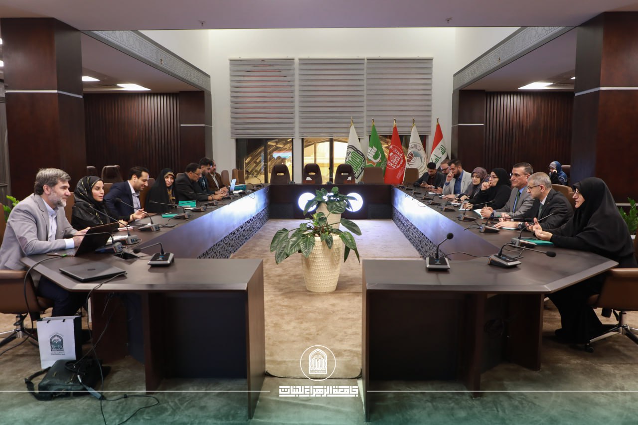 وفد من جامعة افتراضية يزور جامعة الزهراء (عليها السلام) للبنات