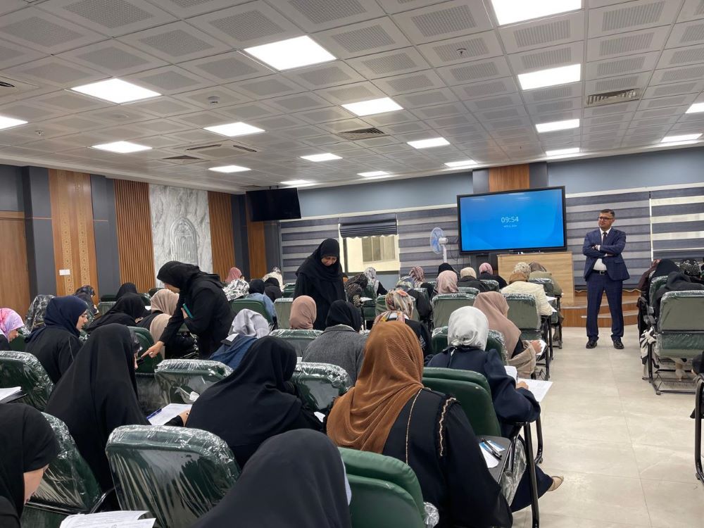 بدء امتحانات منتصف الكورس الاول