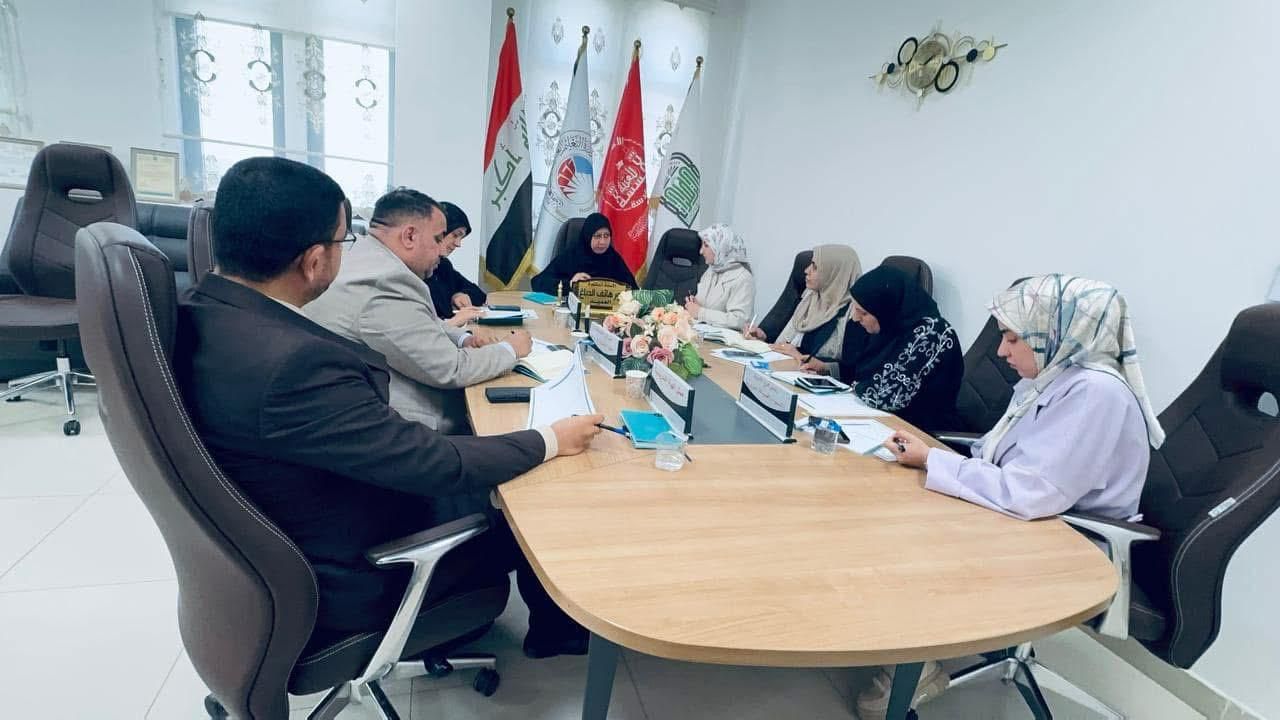 مجلس كلية الصيدلة يعقد جلسته الاعتيادية