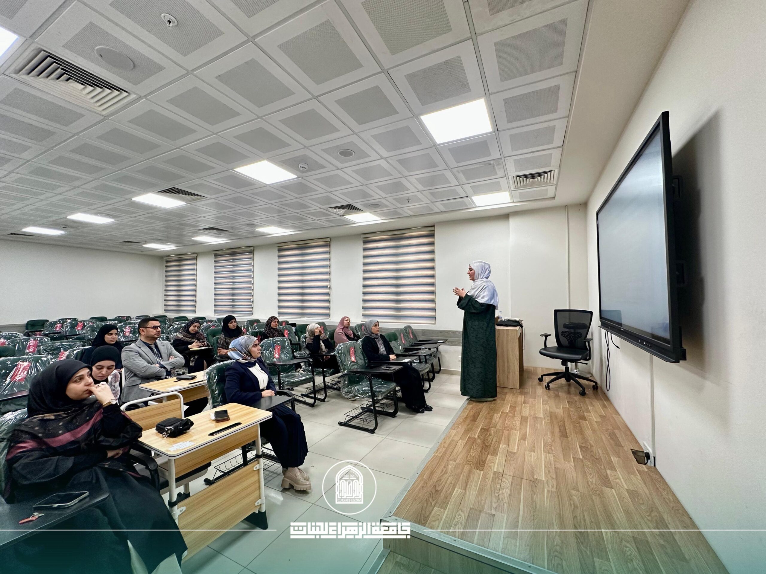 كلية الصيدلة تنظّم ورشة علمية بعنوان "Dissolution Methods"